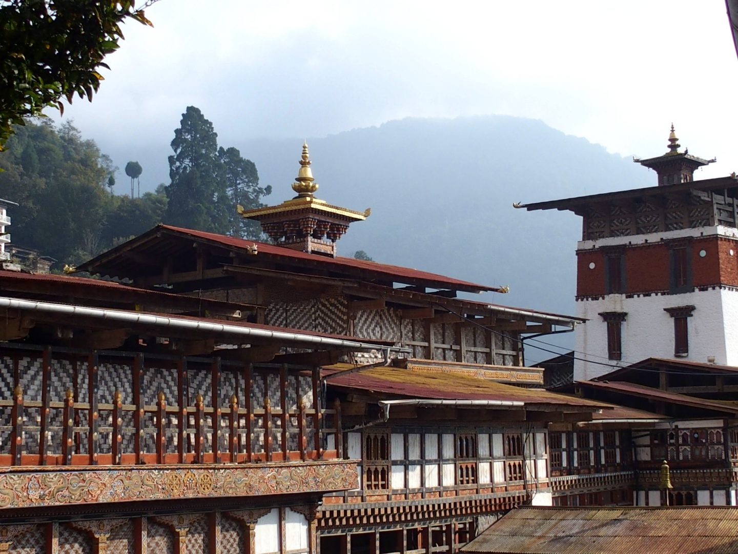 Aile bâtiment dzong Trongsa Bhoutan