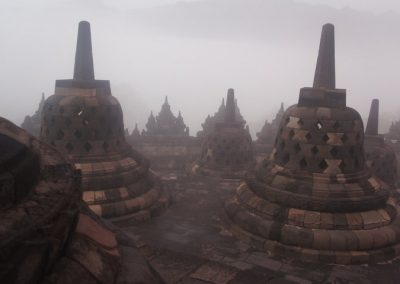 Innombrables stupas Borobudur Java