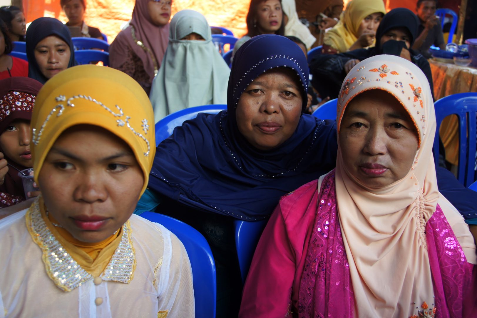 Trio de femmes mariage Rencontres avec la population locale à Sulawesi