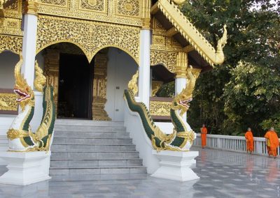 Temple et moines Thaïlande