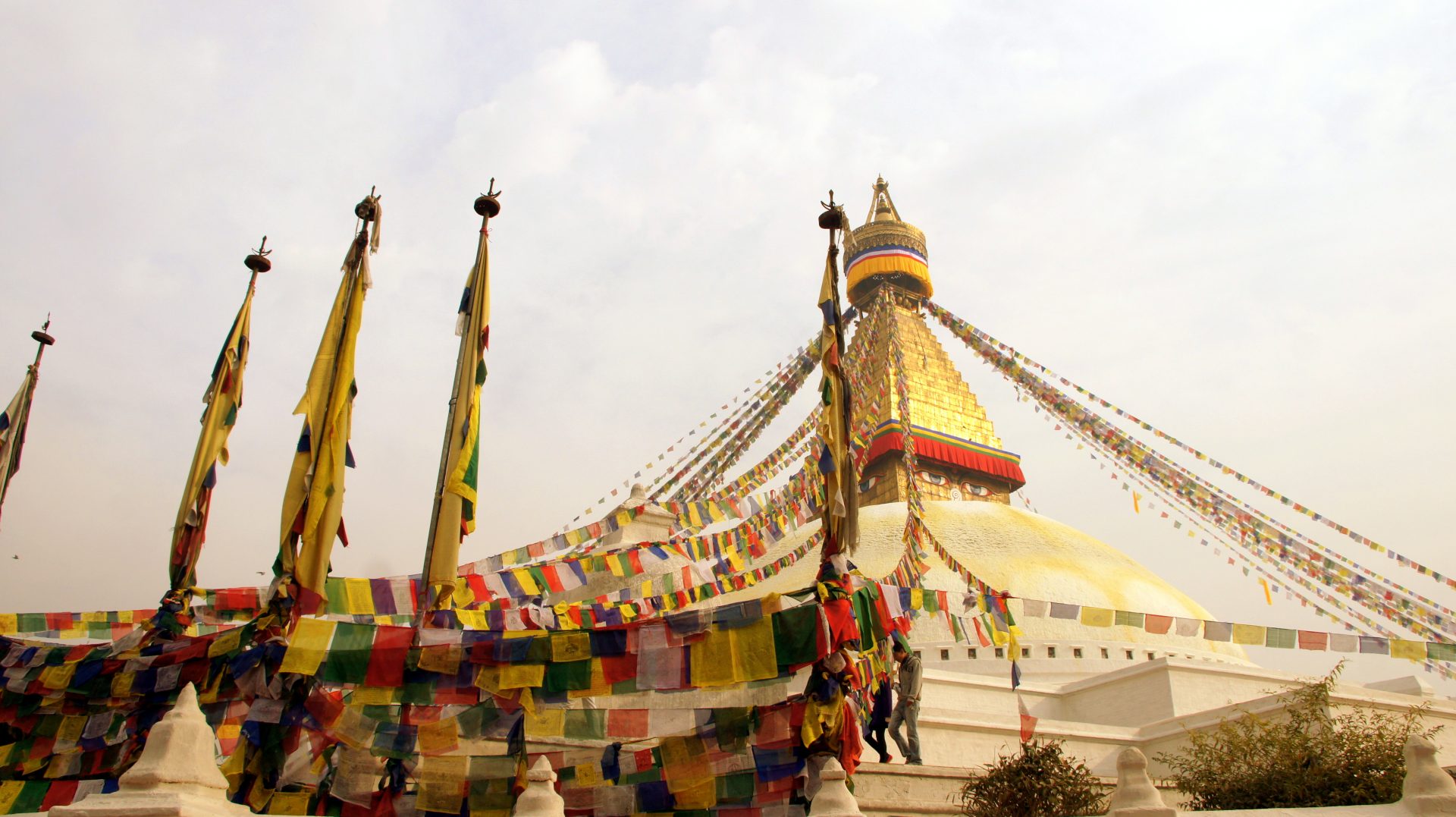 Drapeaux prière stupa Bodnath Kathmandou Nepal