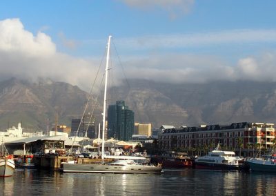 Table mountain dans les nuages Le Cap Afrique du sud