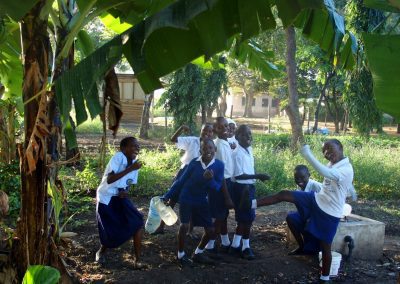 Enfants école Tanzanie