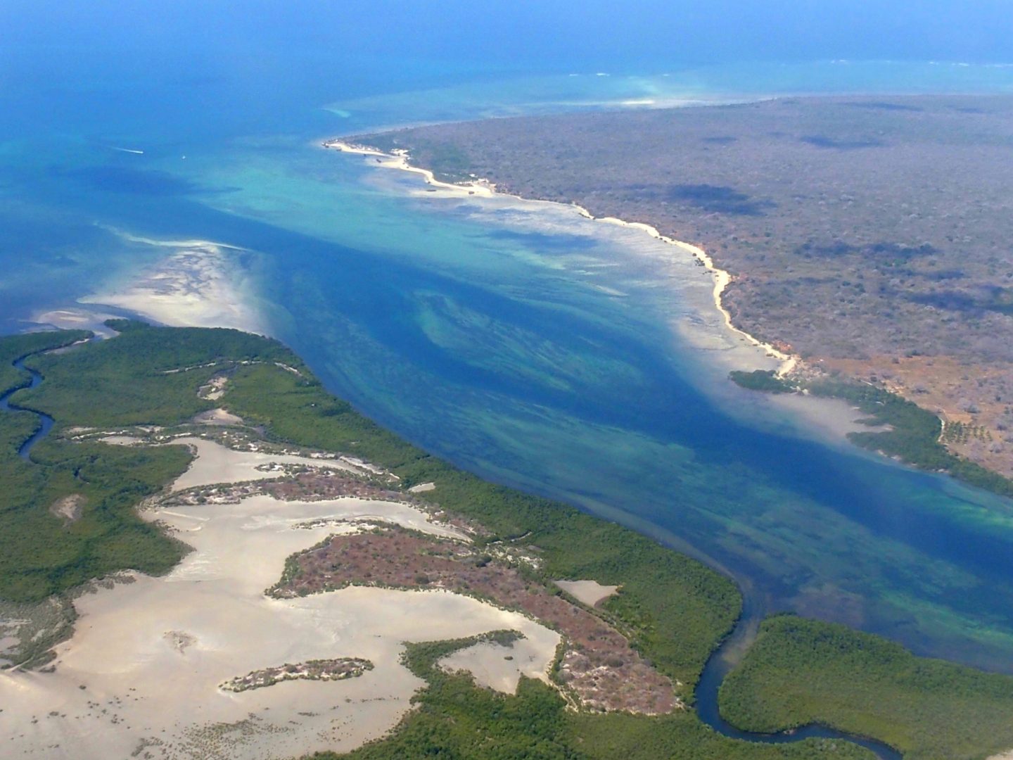 Survol île d'Ibo - Mozambique