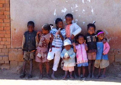 Groupe de jeunes enfants Madagascar