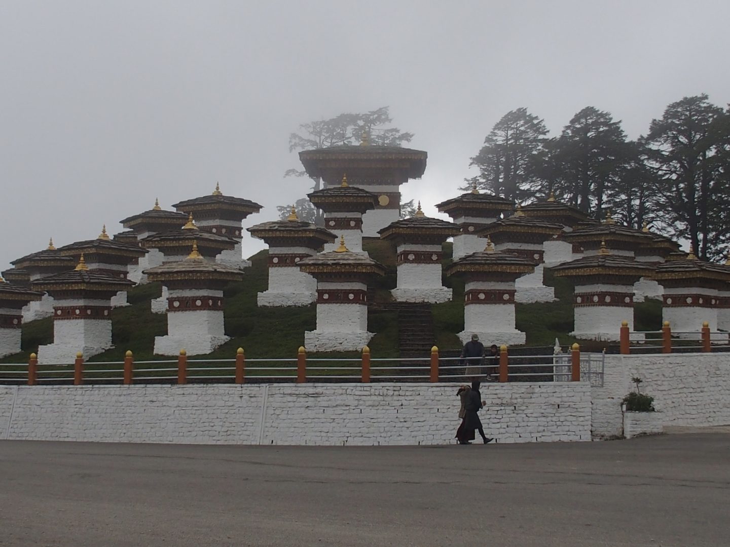 Dans le brouillard Bhoutan