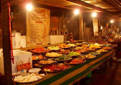 Etal de marché au Loas