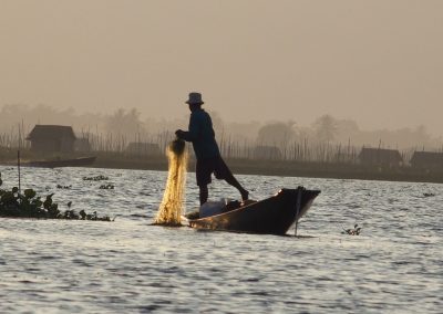 Pêcheurs sur lac Inle Birmanie