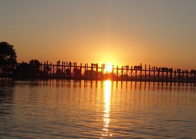 Pont U-Bein de nuit Birmanie