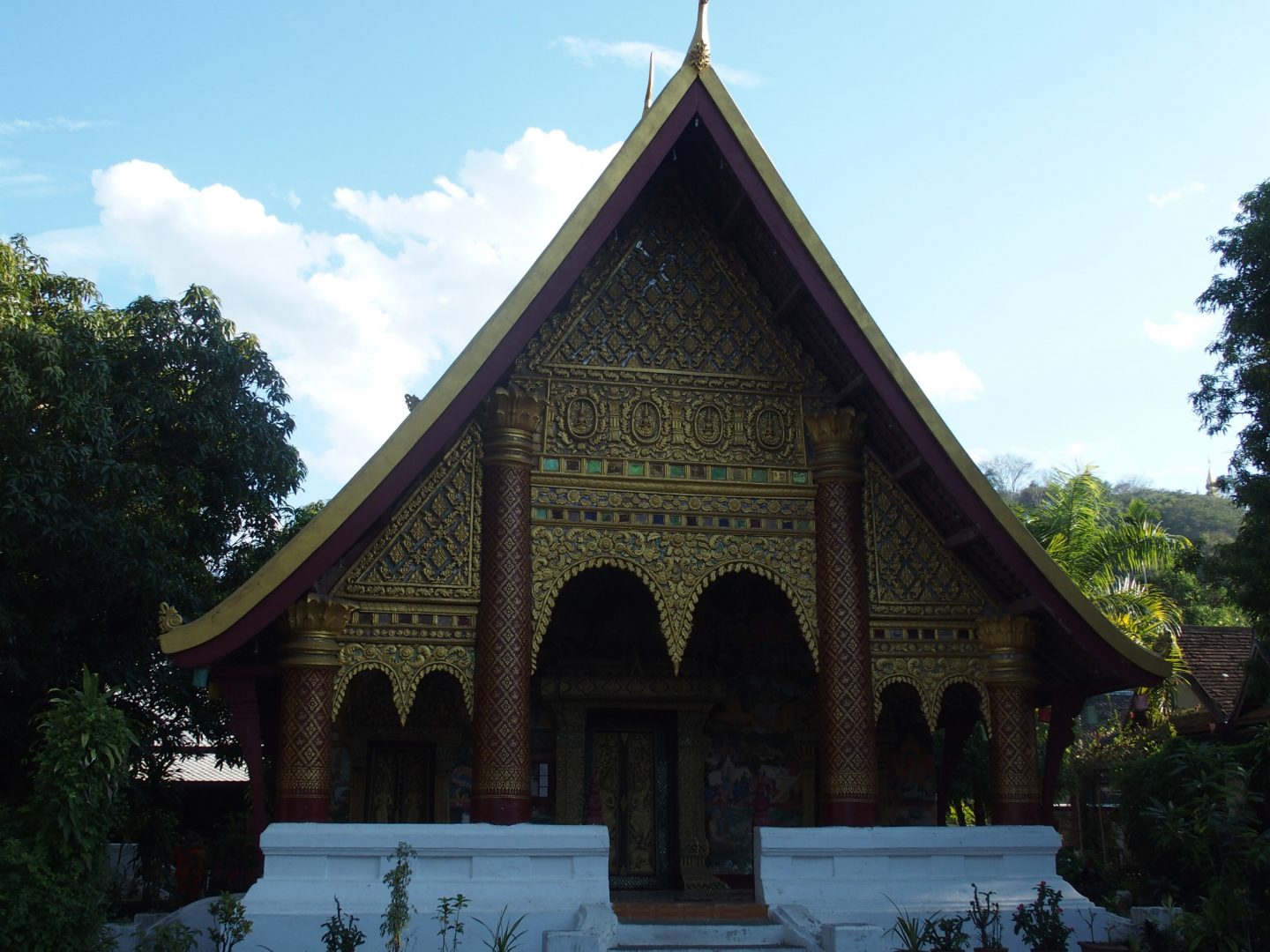 Temple dans forêt Laos