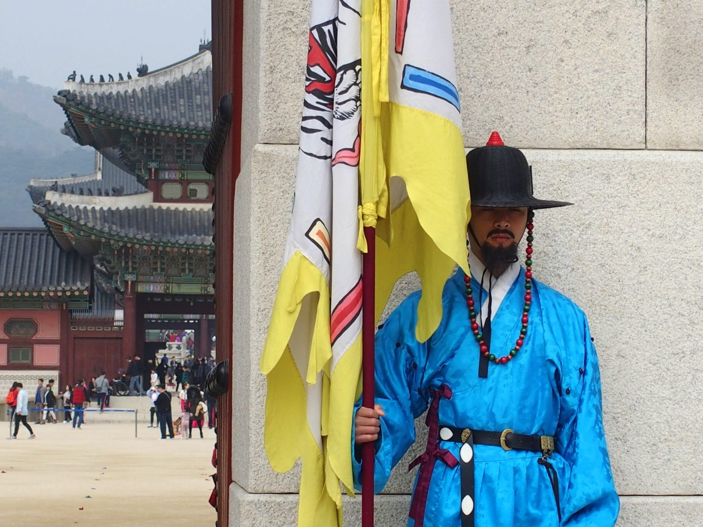 Porte entrée Palais royal et garde Seoul Corée du sud