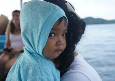 Regard d'enfant Iles Togian Sulawesi