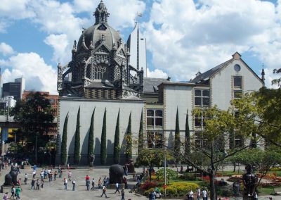 Place de la cathédrale Medellin Colombie