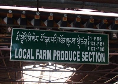 Produits fermiers locaux marché Timphu Bhoutan