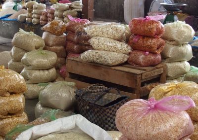 Vente céréales marché Timphu Bhoutan