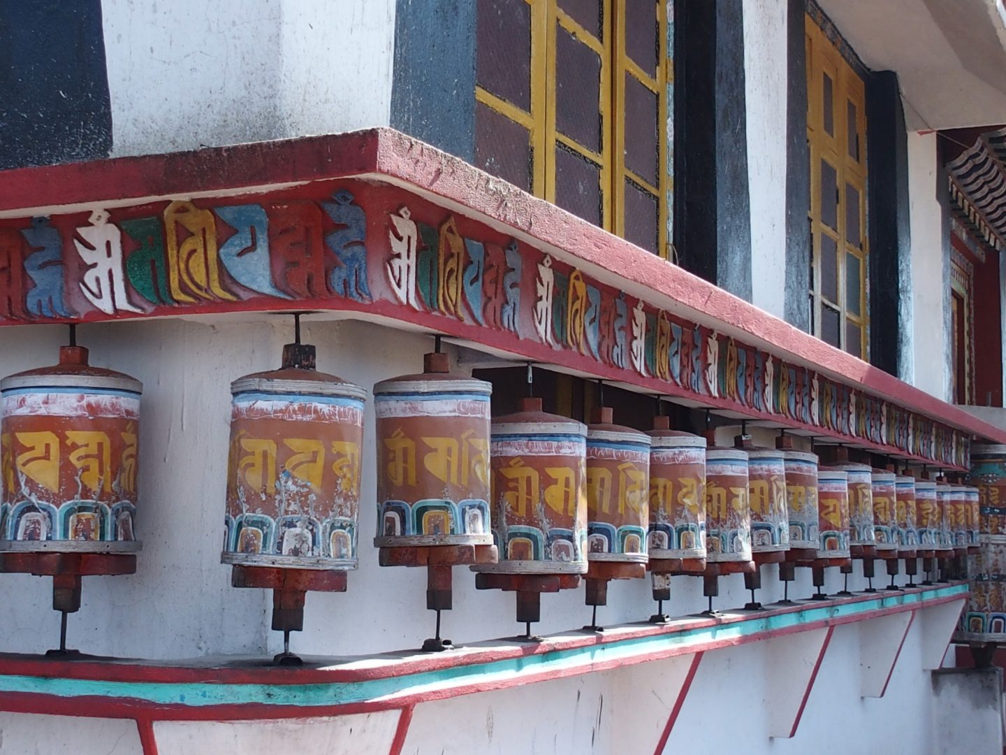 Moulins à prière temple Kalimpong Inde