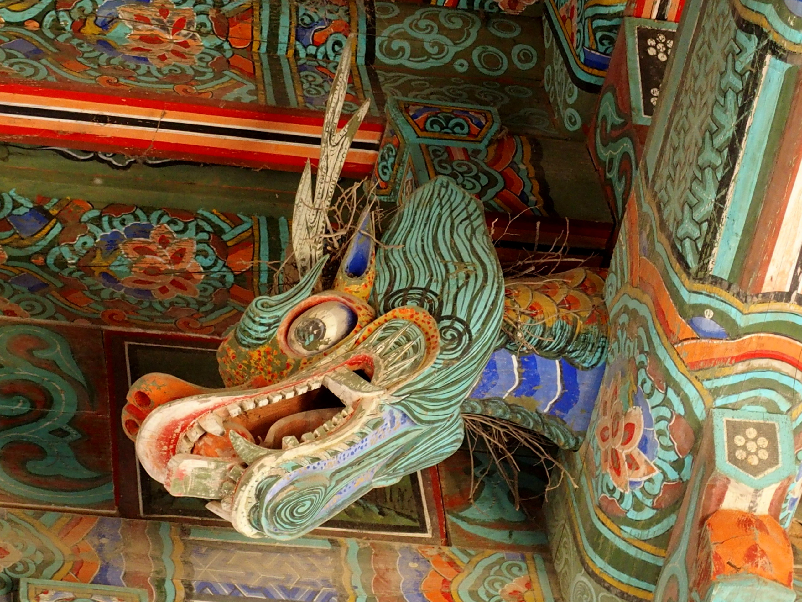 Tête de dragon plafond temple Bulguksa Gyeongju