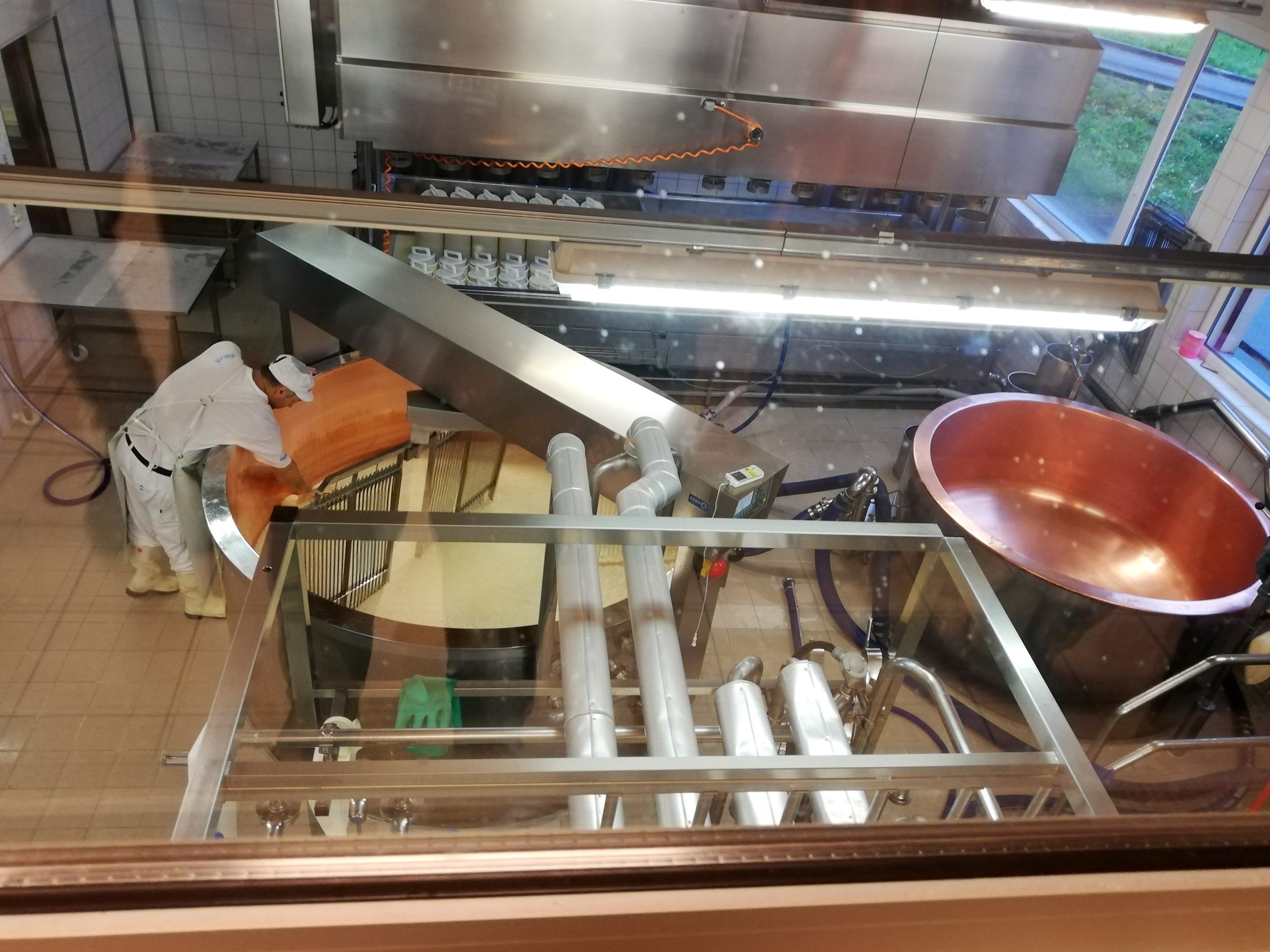 Fabrication du fromage Etiez Vollèges Suisse