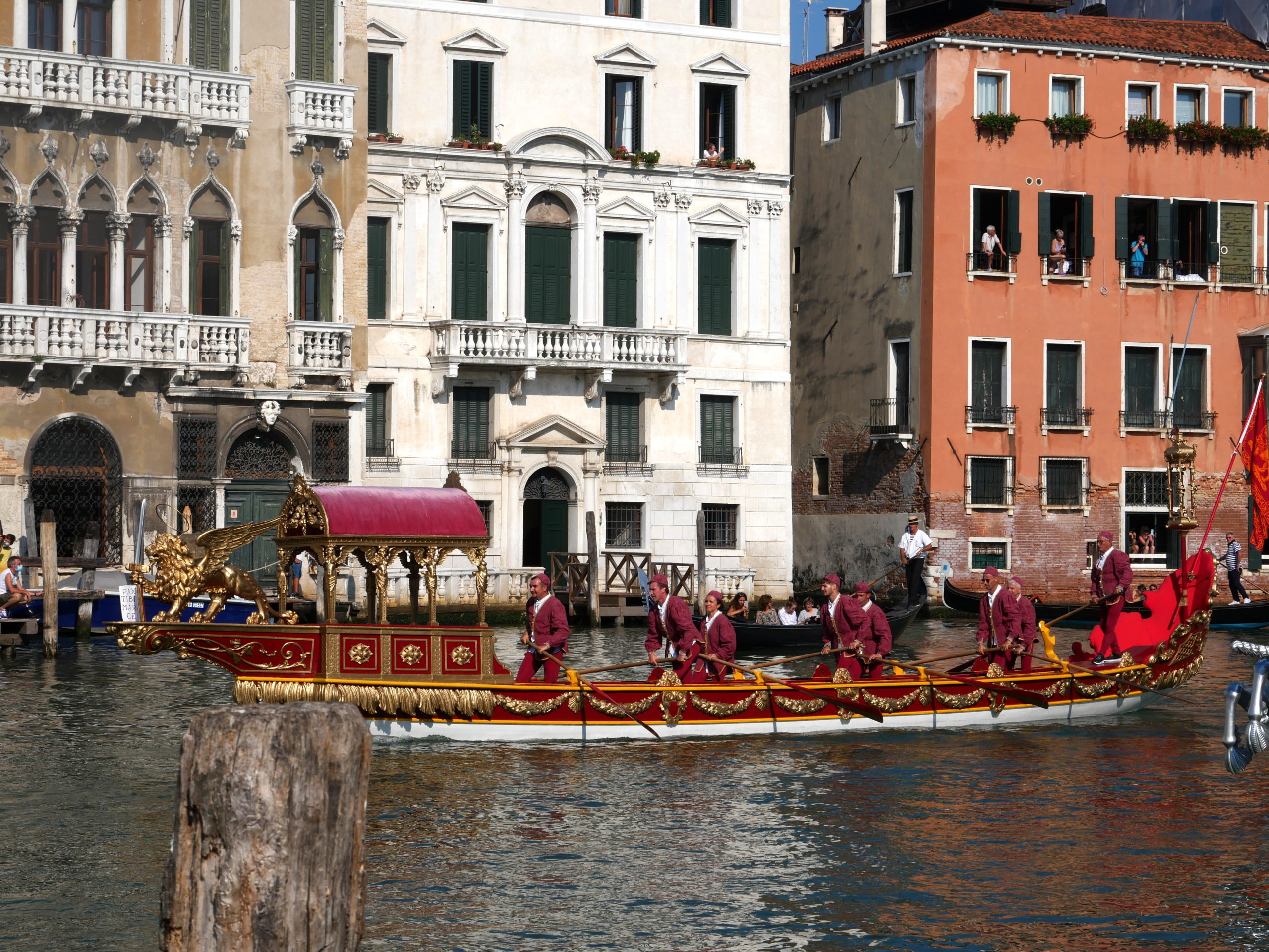 bateau cortège historique regata storica Venise