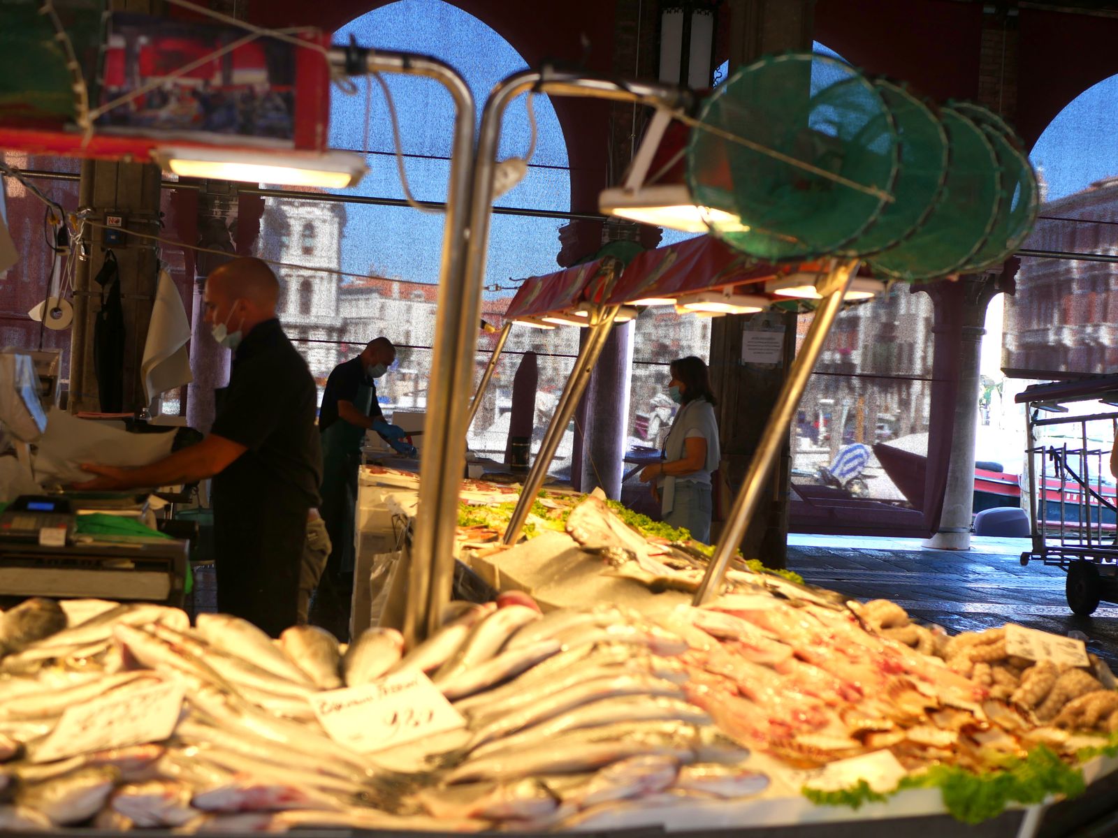 Halles aux poissons marché du Rialto Venise