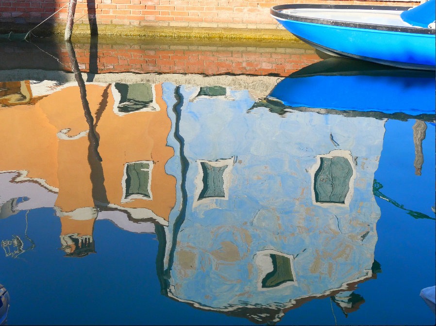 Reflets bleutés à Burano Venise