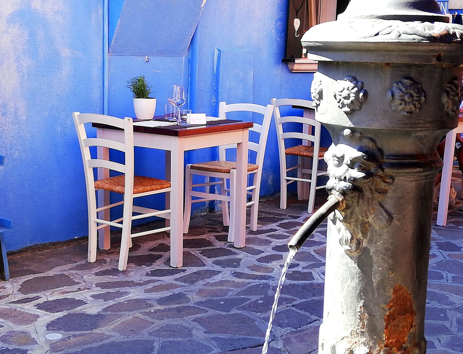 Visiter l'île de Burano et ses terrasses