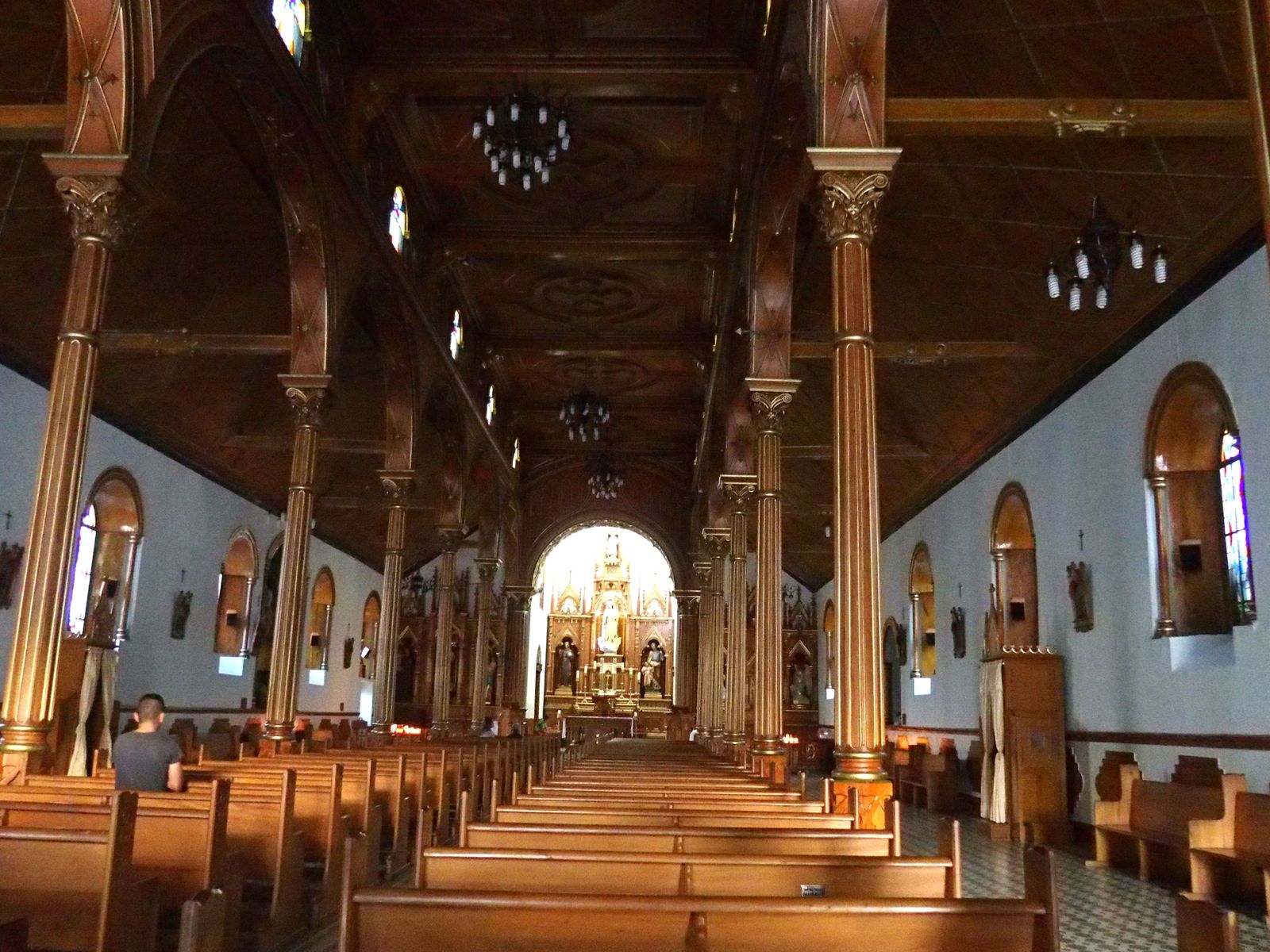 Visiter l'intérieur de l'Eglise de Guatape Colombie