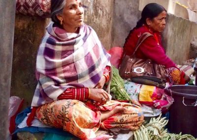 Vendeuse sur marché de Kalimpong Inde