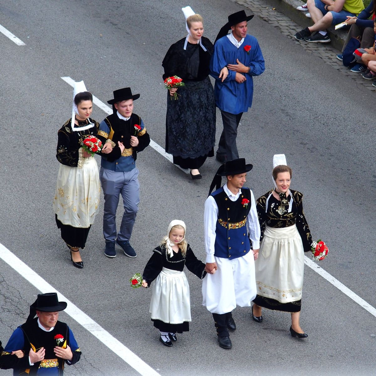 Costumes quimpérois Festival Cornouaille