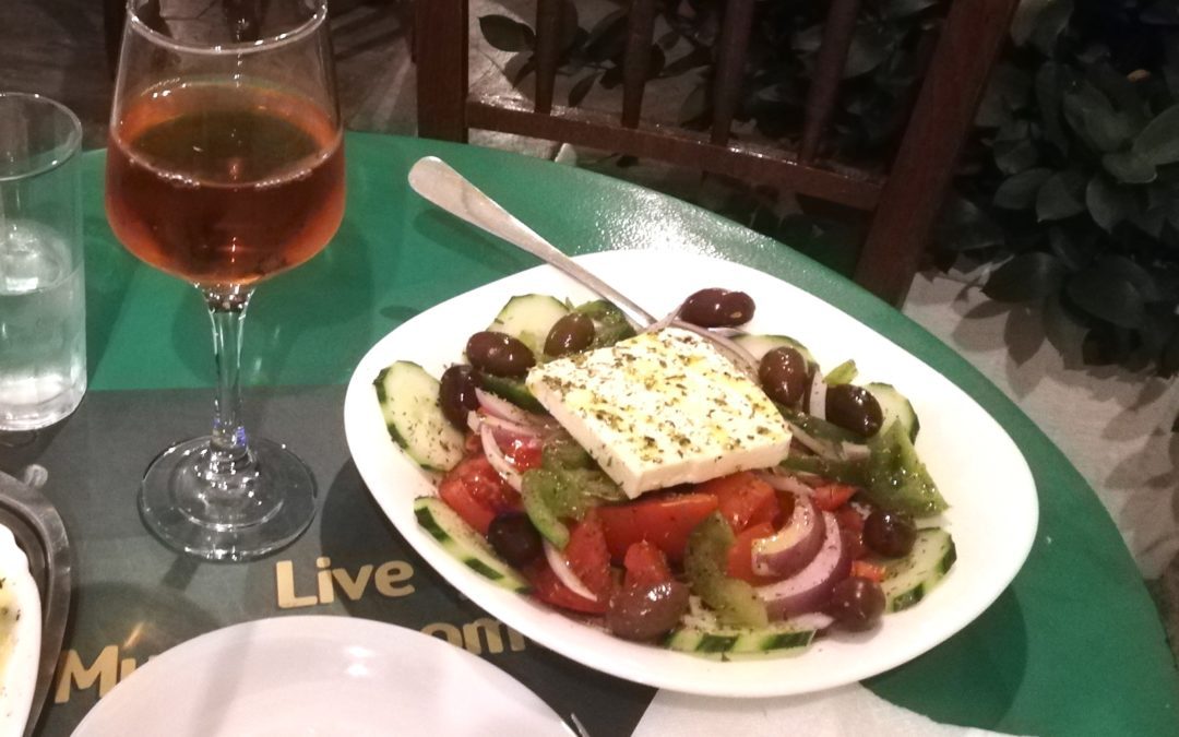 Recette de la salade grecque – Horiatiki salata