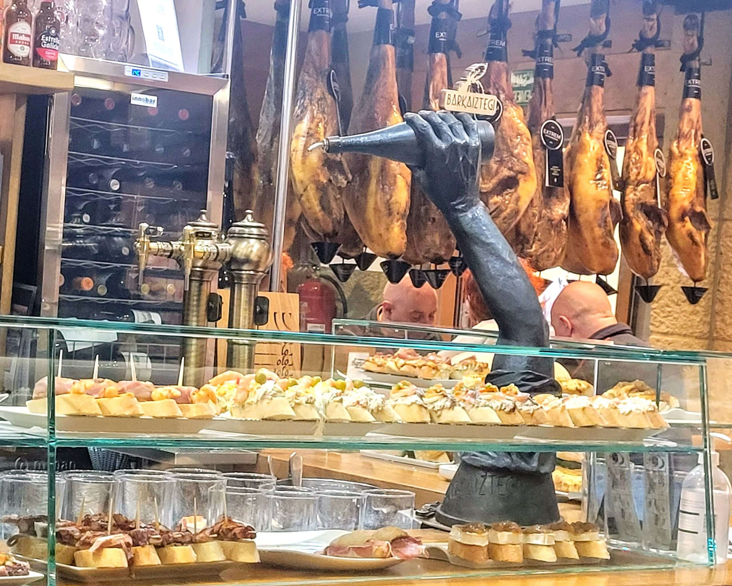 Comment faire la tournée des bars à pintxos San Sebastian