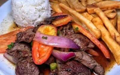 Lomo saltado – Pérou
