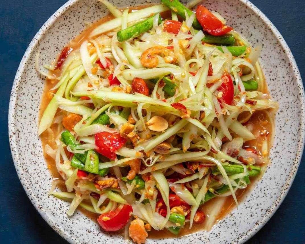 salade papaye verte epicee tom sap thailande